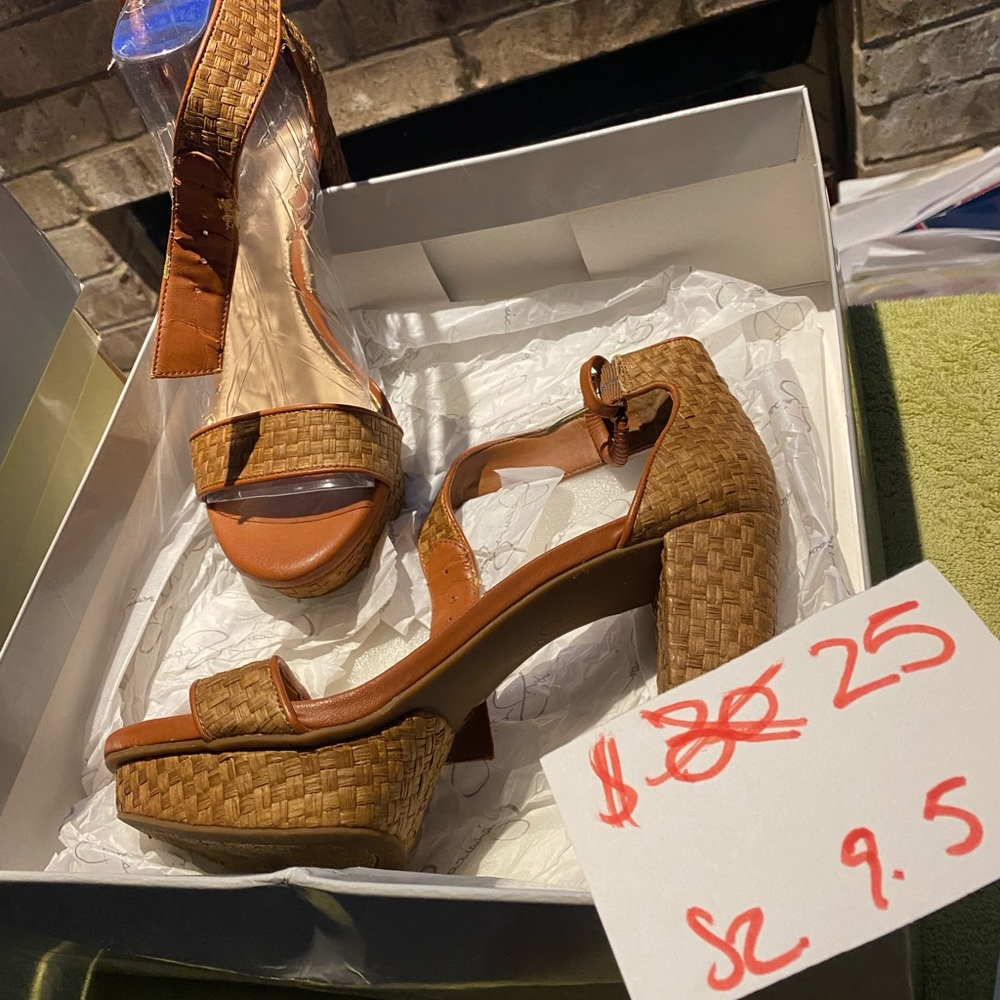 Jessica Simpson heels